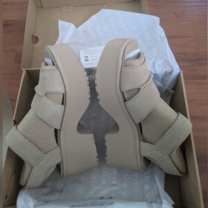 New Ugg New Height Ankle Strap Sandals color Mustard Seed